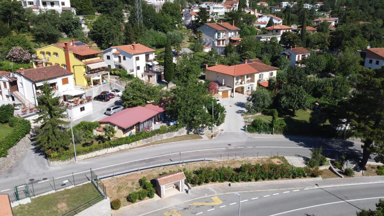 Apartments Branka Mošćenička Draga Exteriör bild
