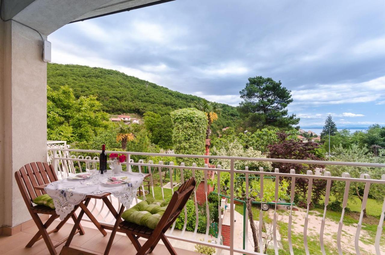 Apartments Branka Mošćenička Draga Exteriör bild