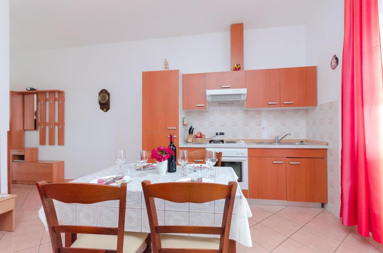 Apartments Branka Mošćenička Draga Exteriör bild