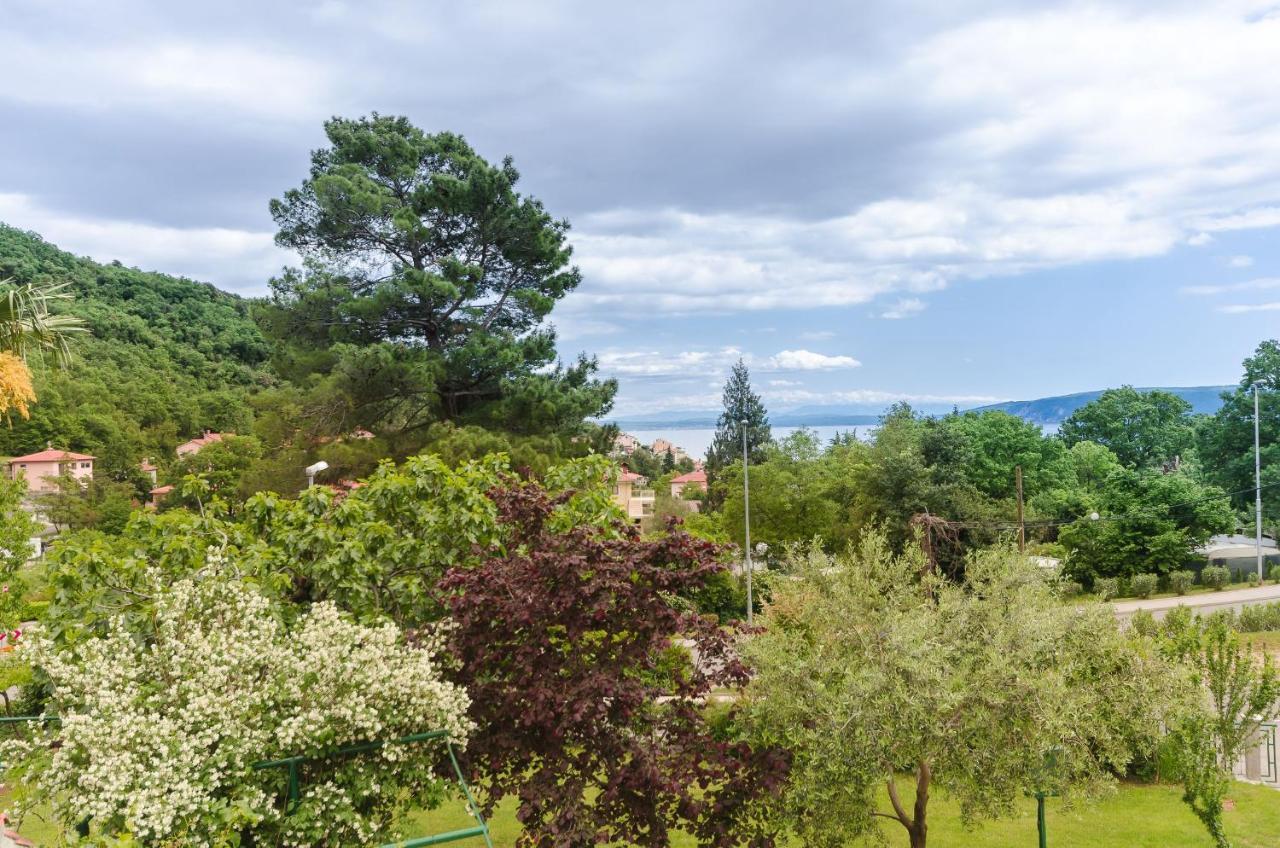Apartments Branka Mošćenička Draga Exteriör bild