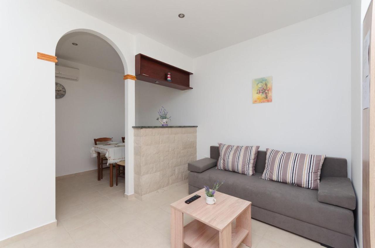 Apartments Branka Mošćenička Draga Exteriör bild