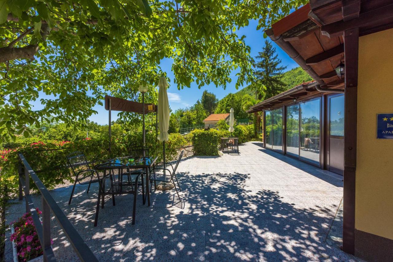 Apartments Branka Mošćenička Draga Exteriör bild