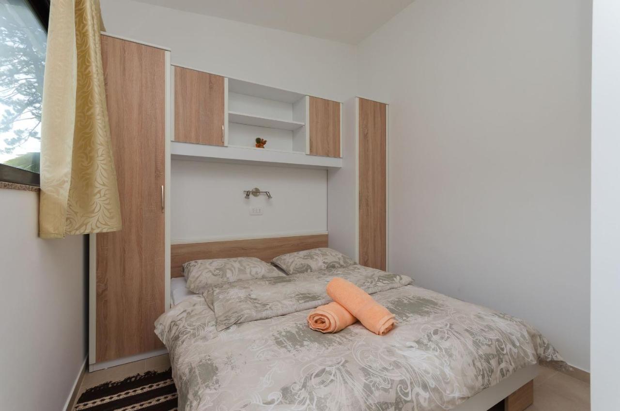Apartments Branka Mošćenička Draga Exteriör bild