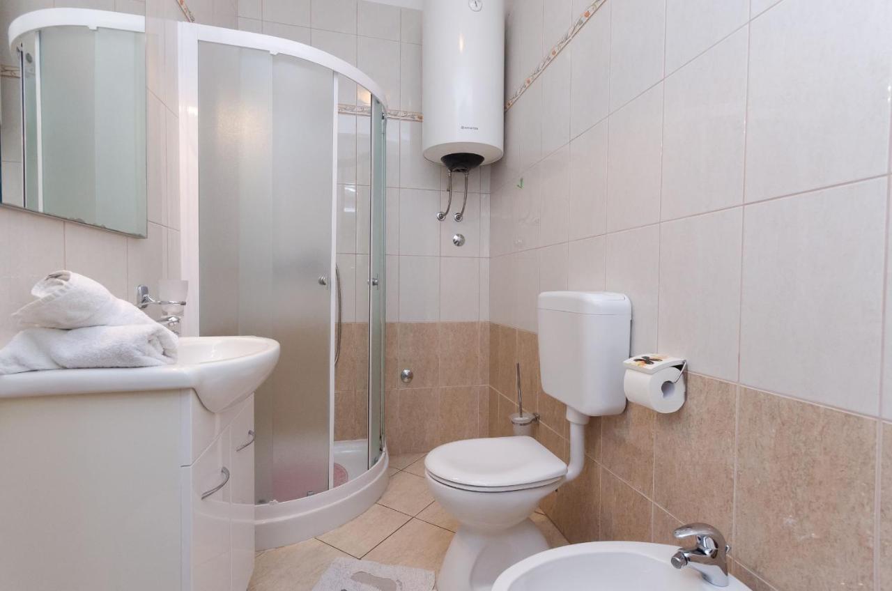 Apartments Branka Mošćenička Draga Exteriör bild