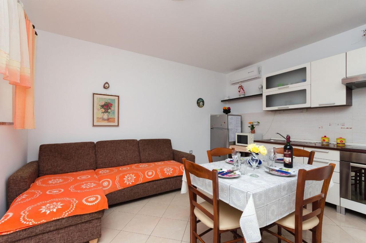 Apartments Branka Mošćenička Draga Exteriör bild