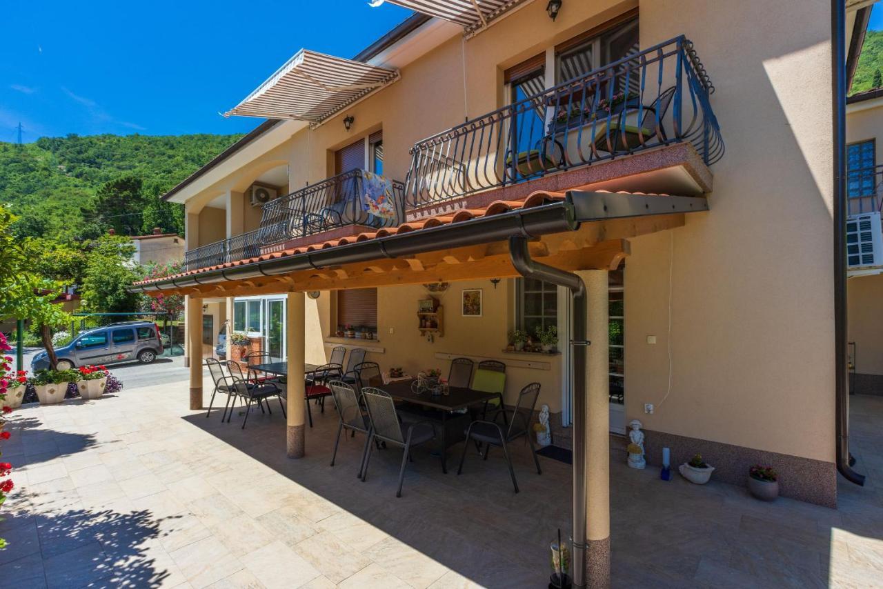 Apartments Branka Mošćenička Draga Exteriör bild